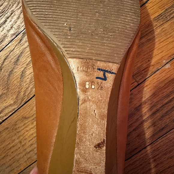 Jimmy Choo Wedge Peep Toe - Picture 3 of 4